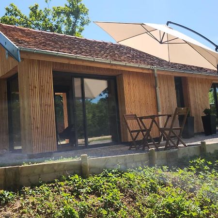 Lodge Du Chateau De Feschaux Villeneuve-sous-Pymont Exterior photo