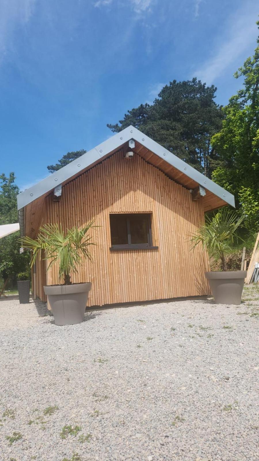 Lodge Du Chateau De Feschaux Villeneuve-sous-Pymont Exterior photo