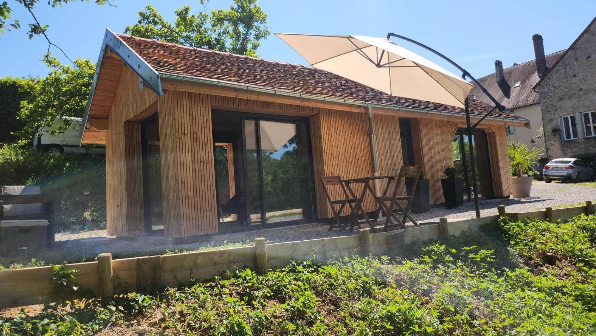 Lodge Du Chateau De Feschaux Villeneuve-sous-Pymont Exterior photo